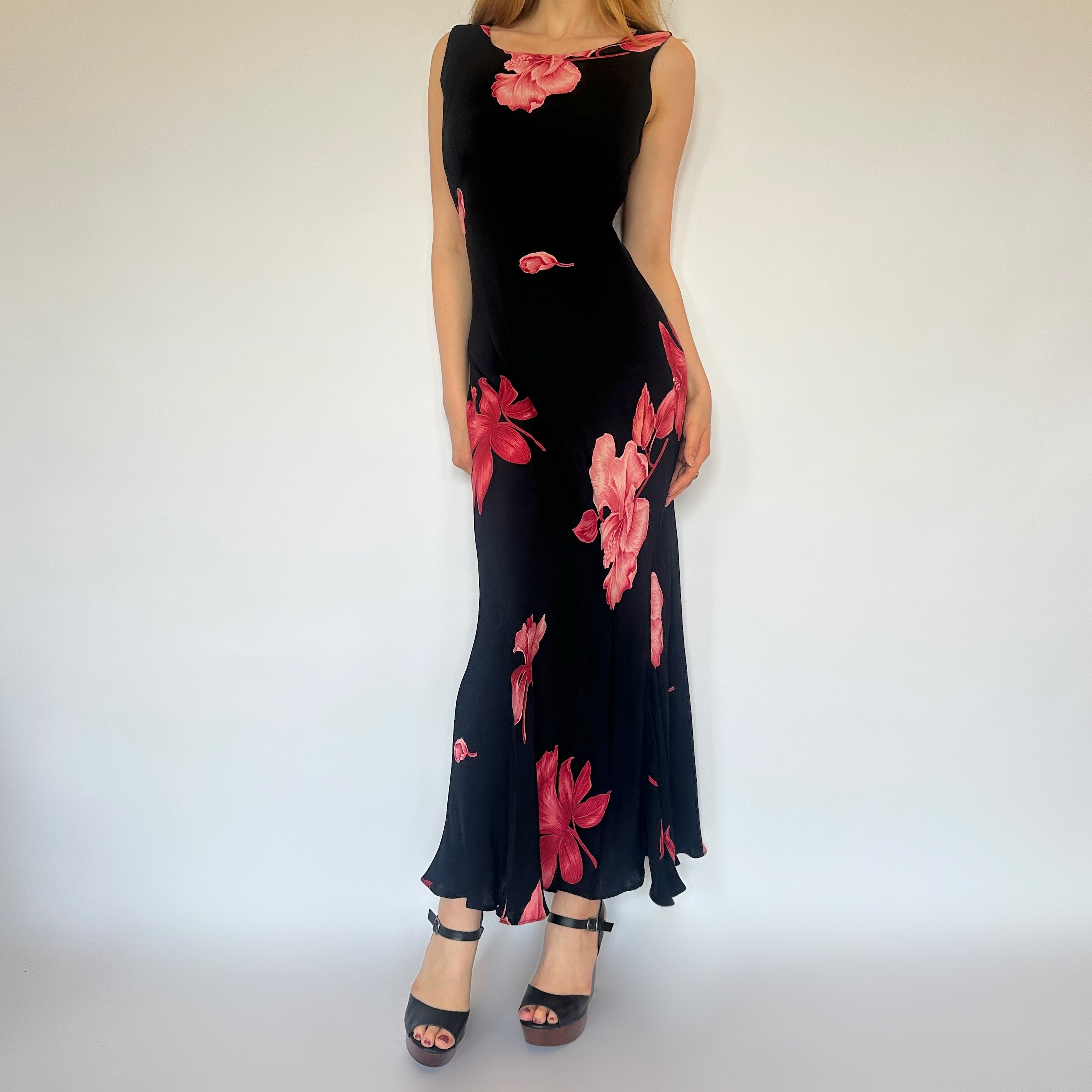 90s Black & Coral Floral Maxi Dress (S/M)