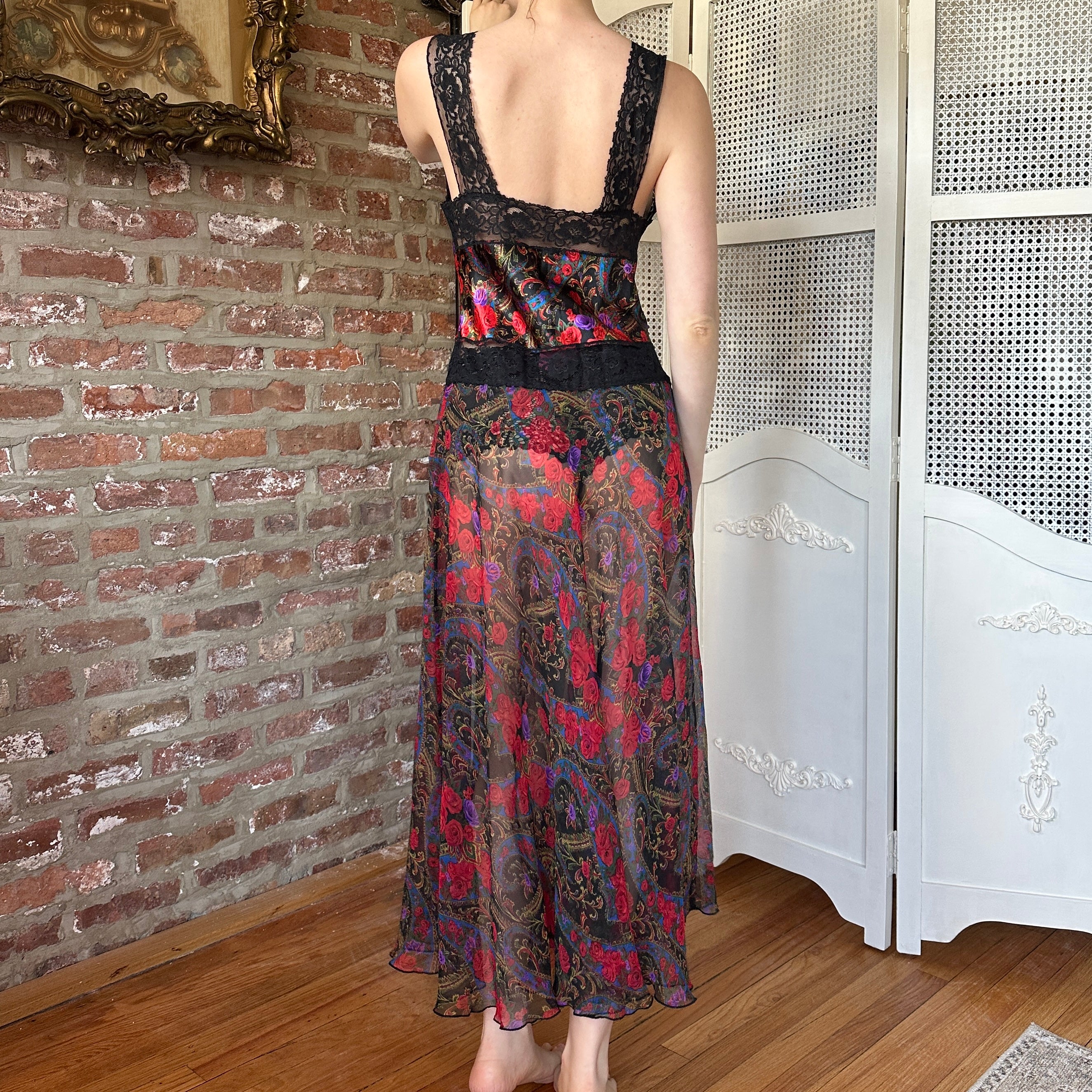Vintage Victoria Secret Red Paisley Slip Dress (M)
