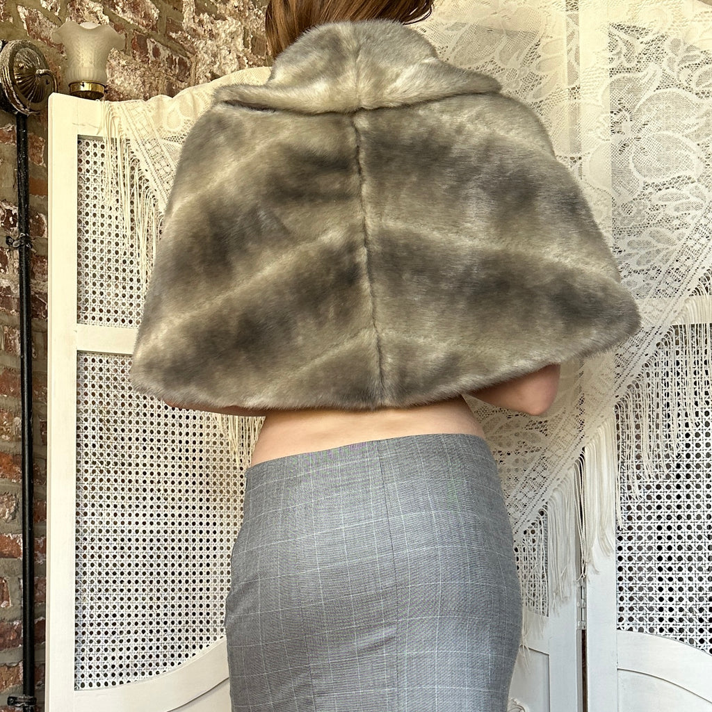 Vintage Grey Faux Fur Shawl (OS)