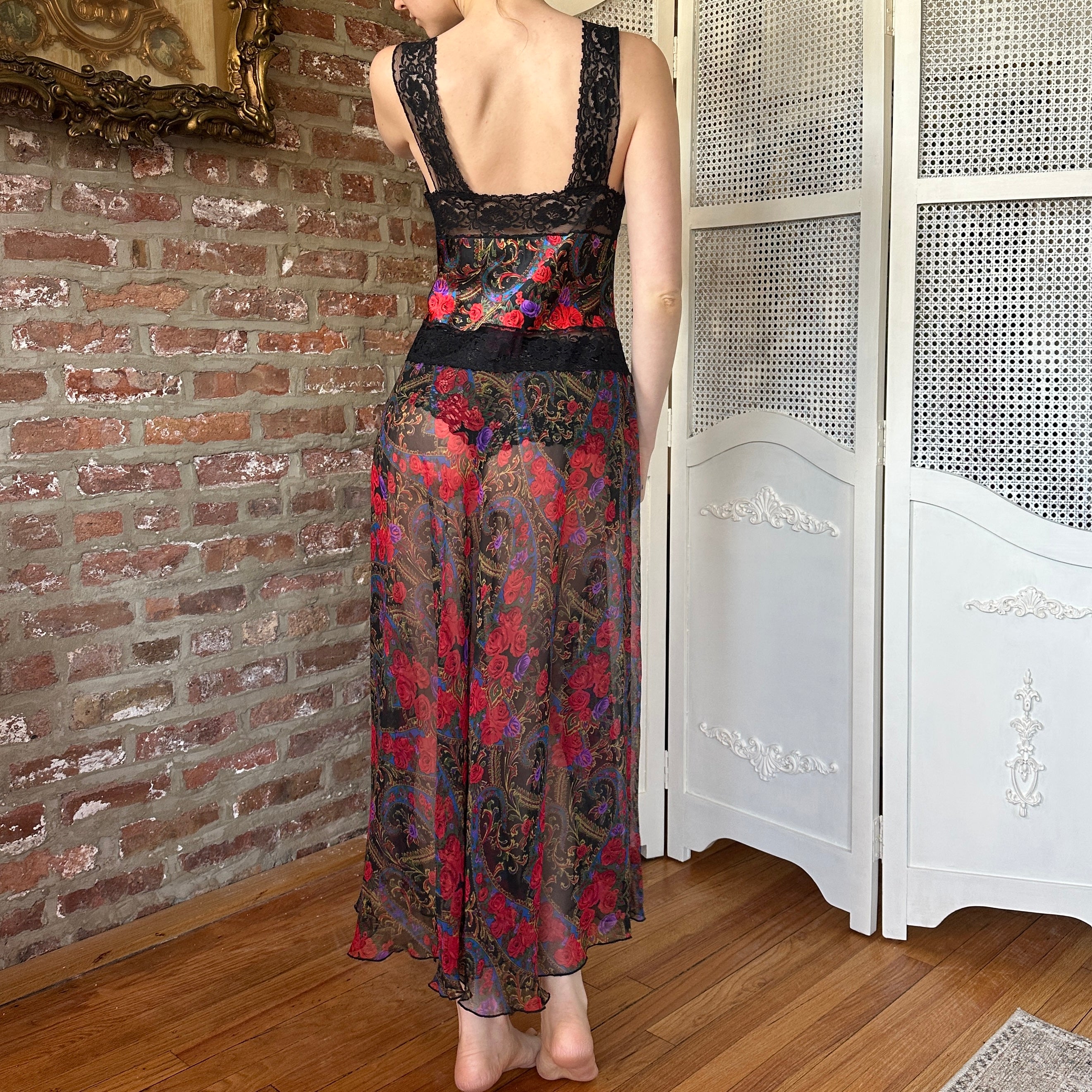 Vintage Victoria Secret Red Paisley Slip Dress (M)