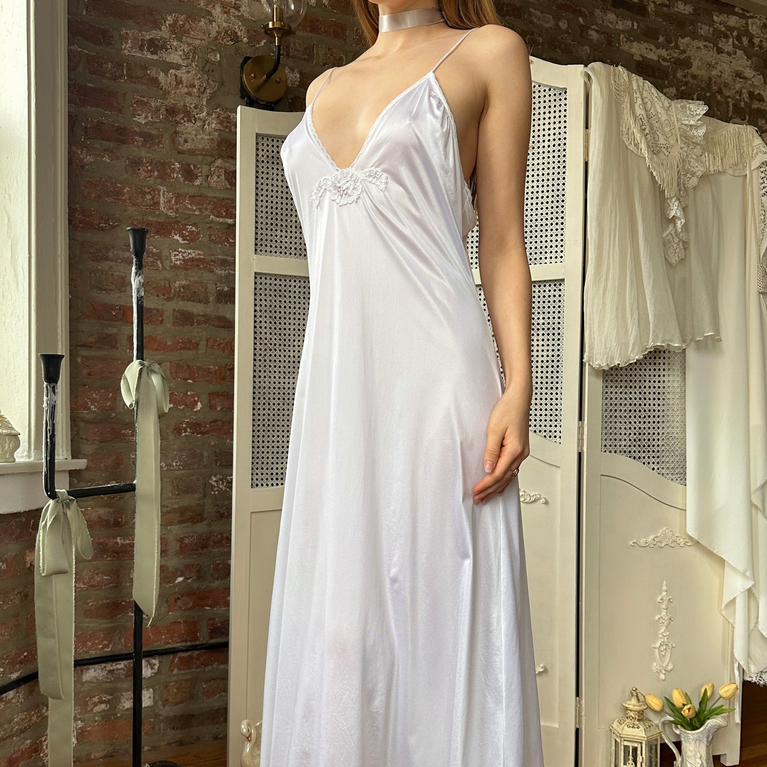 Vintage White Deep Plunge Slip Dress (M/L)