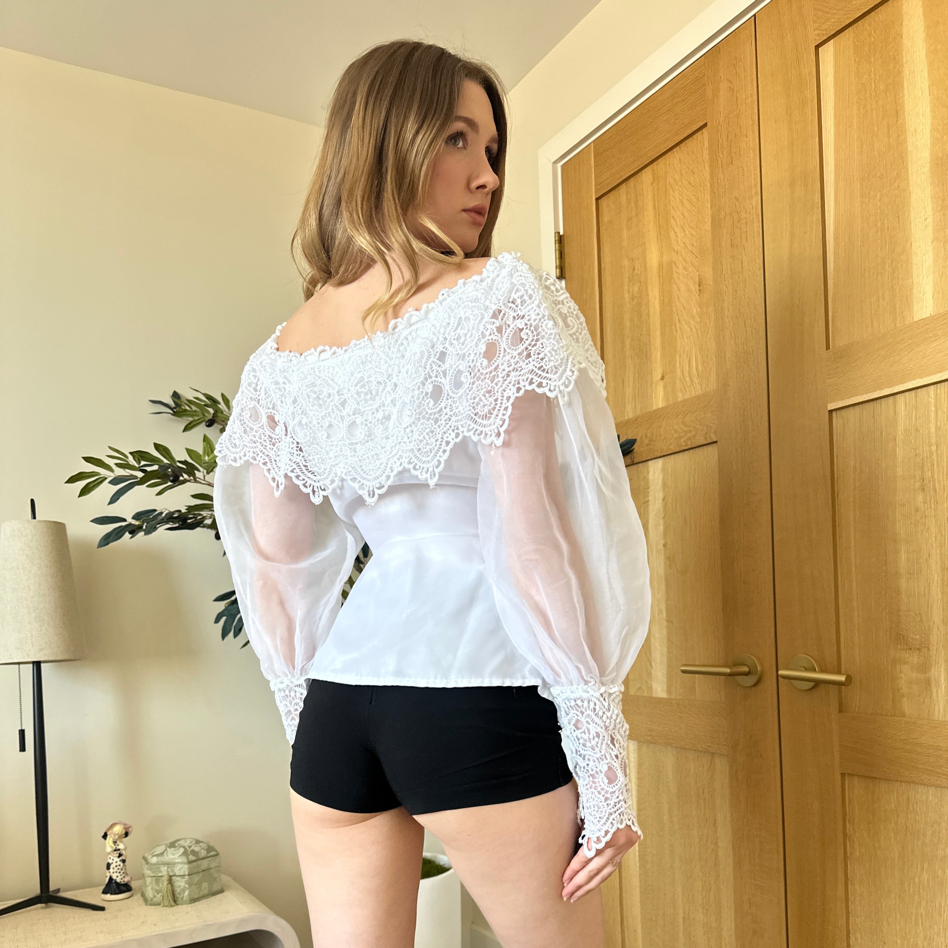 Reworked Vintage Fitted Blouse (XXS)